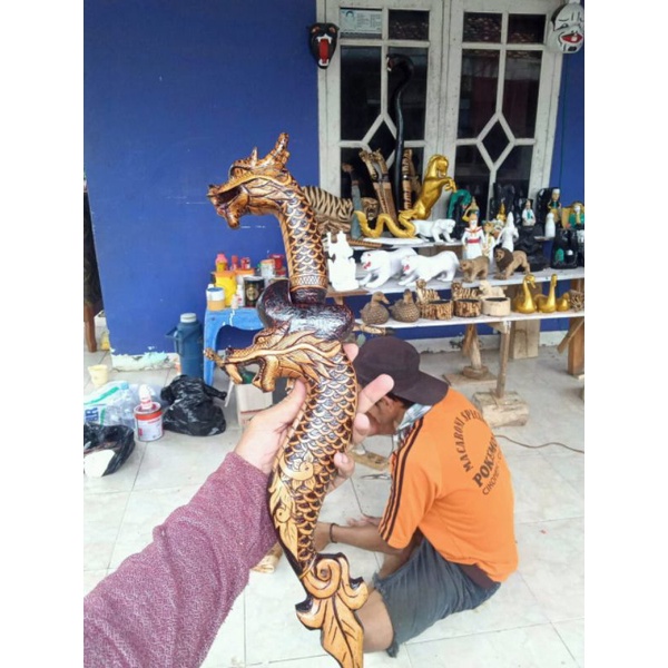 kujang ukir naga unik untuk pajangan