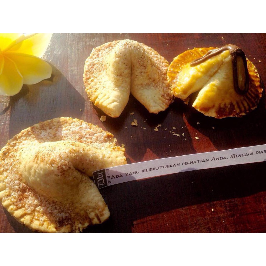 

FORTUNE PIE KUE RAMALAN