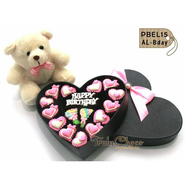 

Hadiah ulang tahun coklat trulychoco box exclusive dan boneka