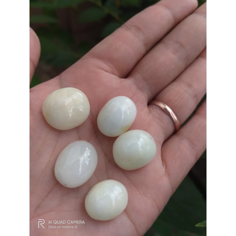 batu permata white safire/safir putih