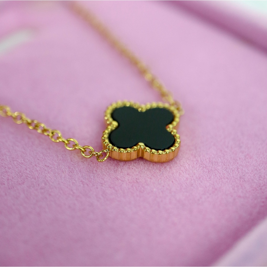 Gelang clover satu liontin rantai nori titanium kualitas import korea anti karat