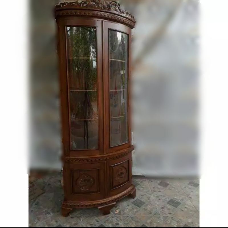 LEMARI KACA SUDUT JATI / LEMARI HIAS KACA SUDUT NATURAL