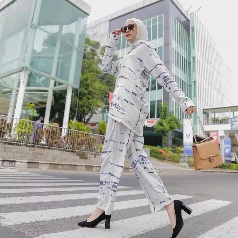 Nola one set  / setelan atasan &amp; bawahan wanita / kemeja + celana