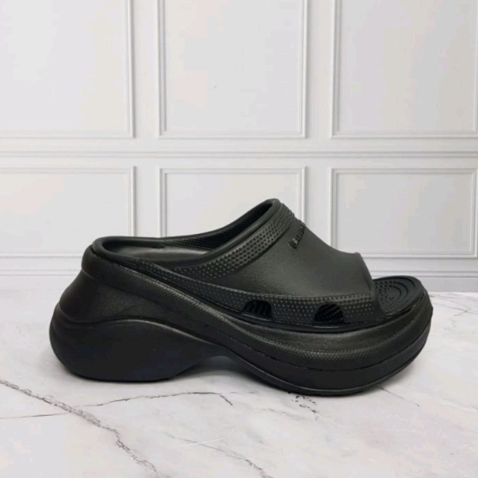 CROCS PLATFORM X BALENCIAGA/SANDAL WANITA/SANDAL CROCS WANITA