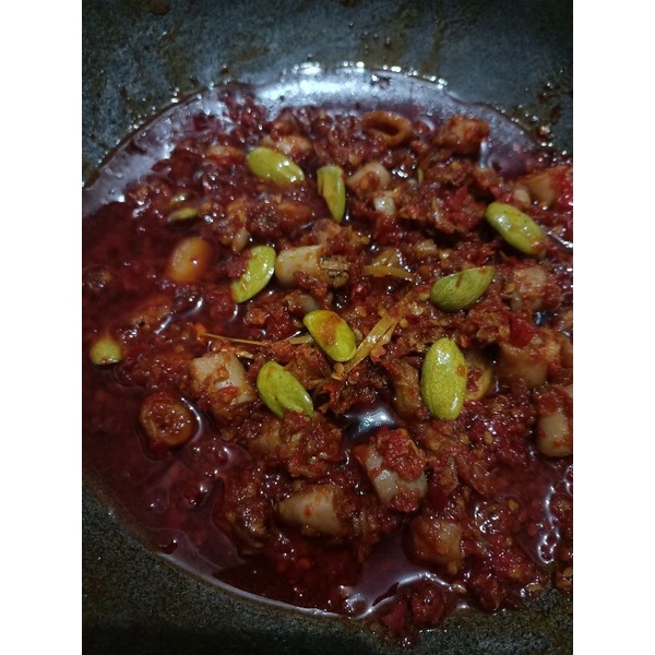 Sambal cumi pete