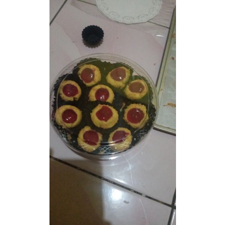 

Kue Thumprint Strawberry