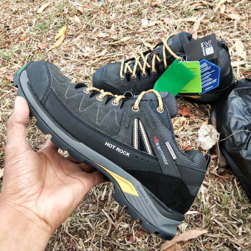 Sepatu gunung karrimor hot rock original