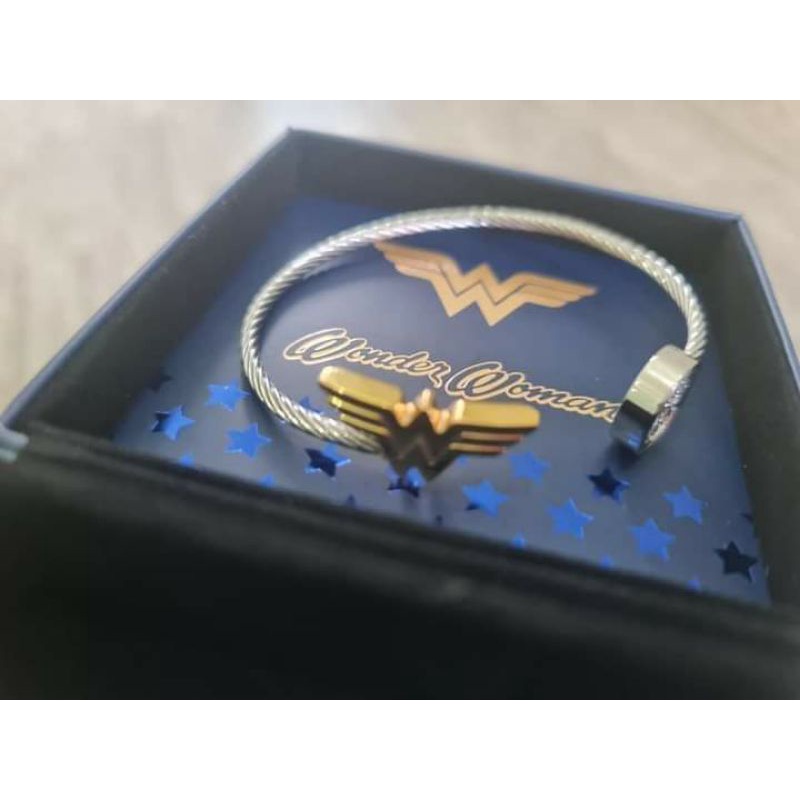 wonder woman MCI Original