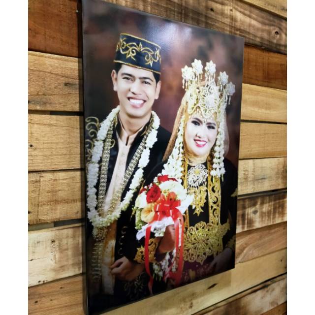 Cetak foto + bingkai ukuran 60x40, pikbox foto