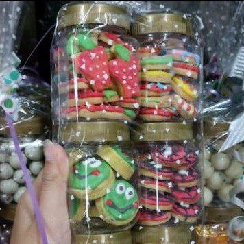 

Parcel anak paket cookies karakter murah hemat parcel lebaran