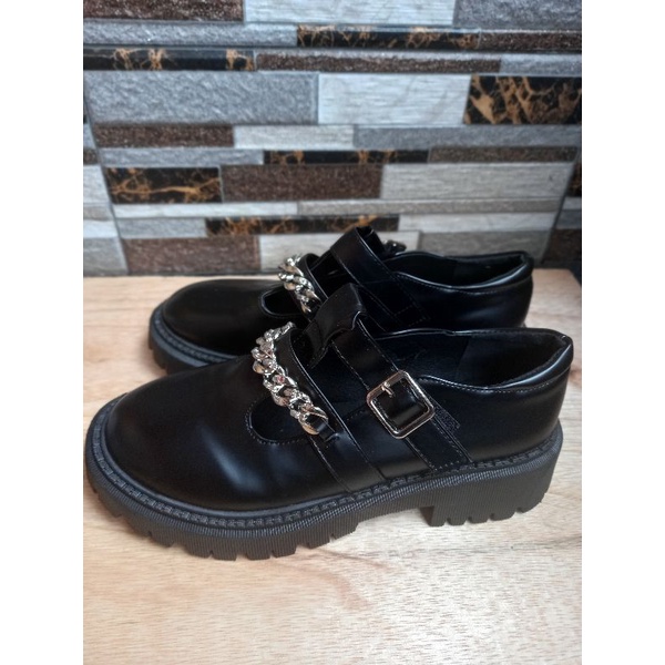 SEPATU DOCMART WANITA SEPATU model DOCMART MARYJANE PRELOVED SECOND