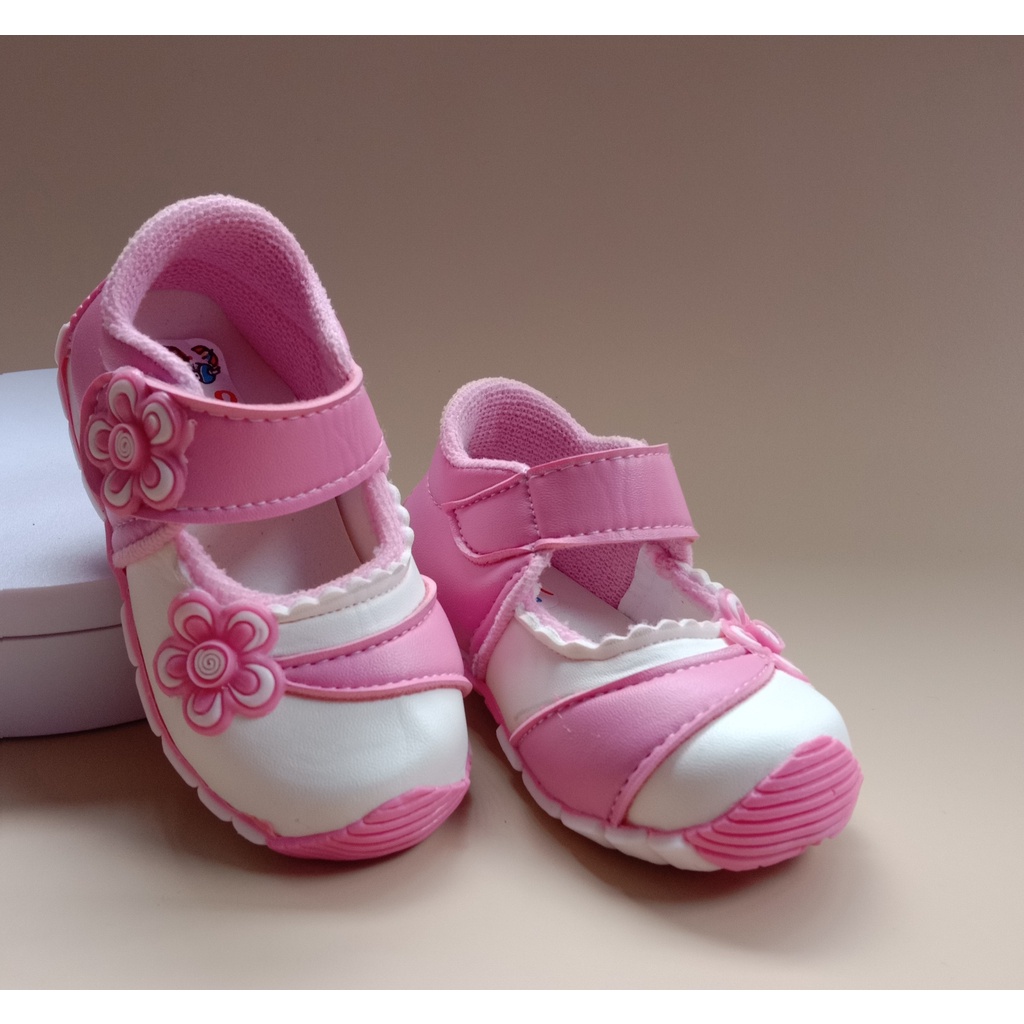 Sepatu bayi bunyi anak perempuan usia 1-3 tahun / sepatu bayi murah / sepatu anak casual keren-bg-kecil