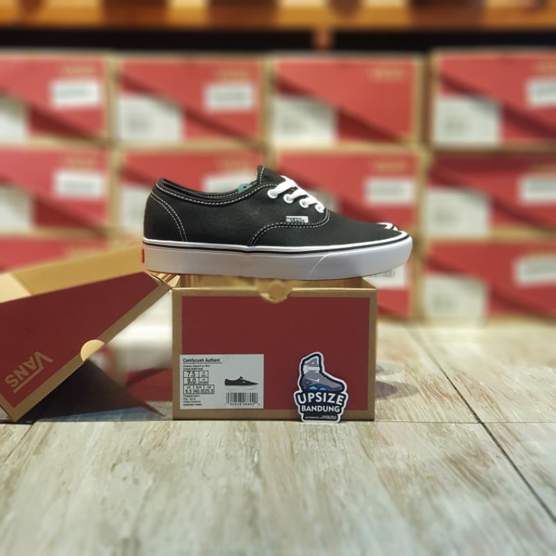 vans authentic comfycush white