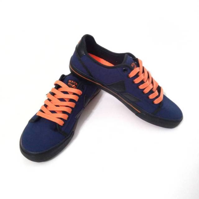 Macbeth James Midnight Burnt Orange- Macbeth James black cement- Macbeth James bc- sepatu macbeth