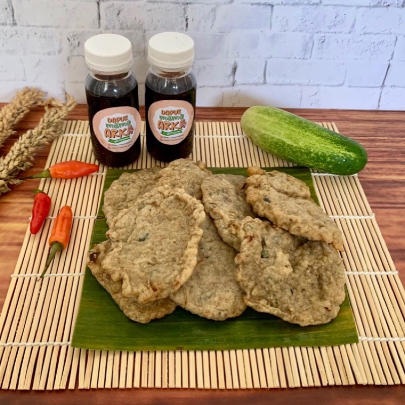 

PEMPEK PALEMBANG ASLI IKAN TENGGIRI ByDapurMamaArka* @pack G ( 5pcs pempek kulit + cuko )