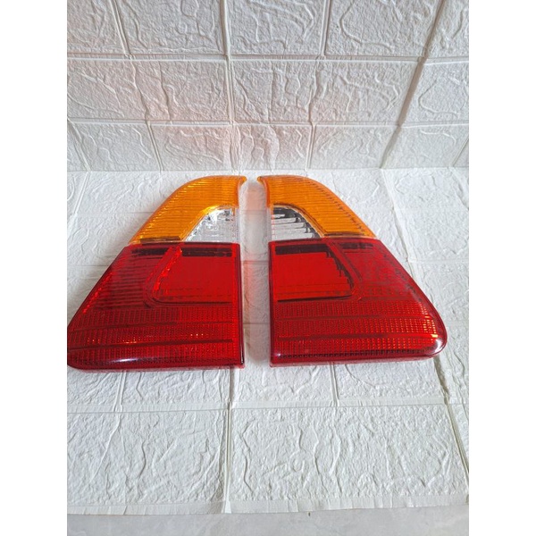 LAMPU SEGITIGA BELAKANG REFLEKTOR KIJANG KAPSUL Efi lgx 2000/2001/2003/2004 EFI lgx LGX kiri kanan a