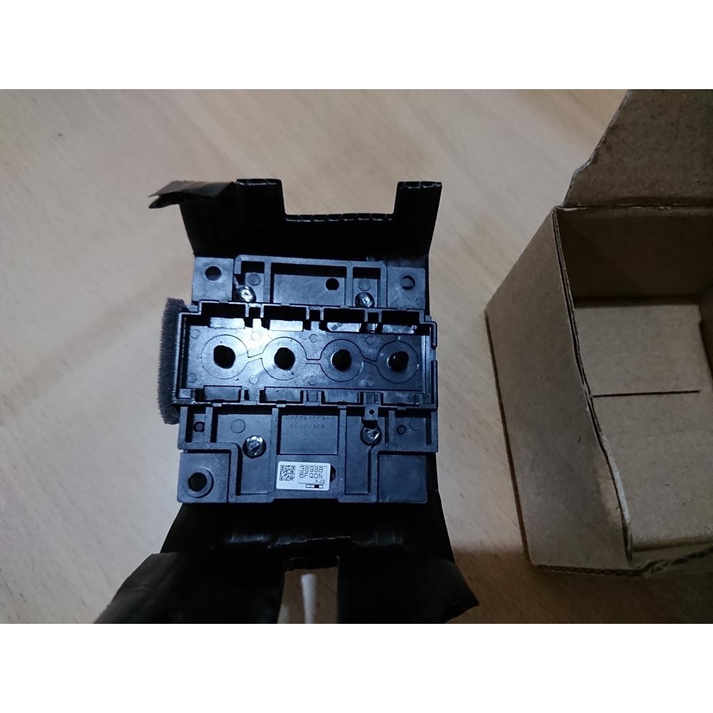 Print Head Epson L1110 L3110 L3150 L3210 L3250 L4150 L4160 L4250 L5190 L5290 L5296new