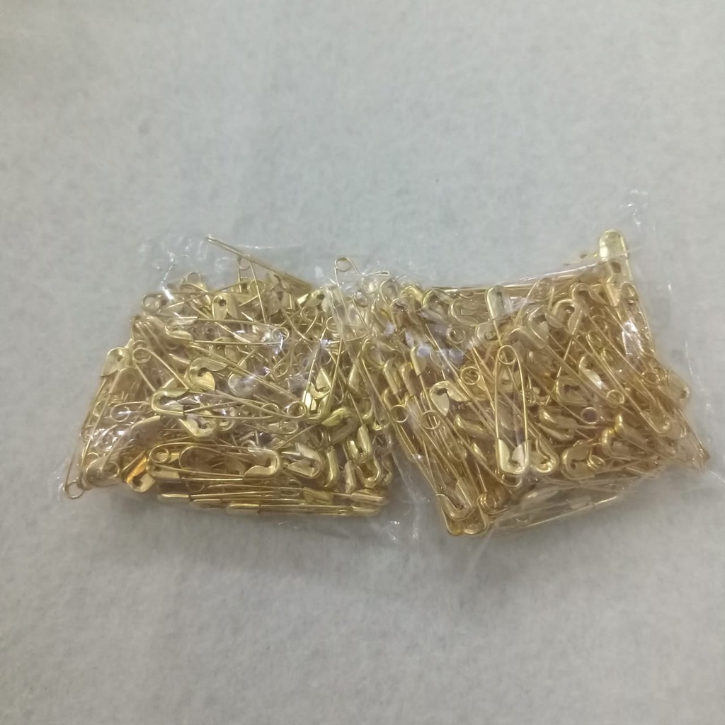

Peniti Kecil Gold Silver
