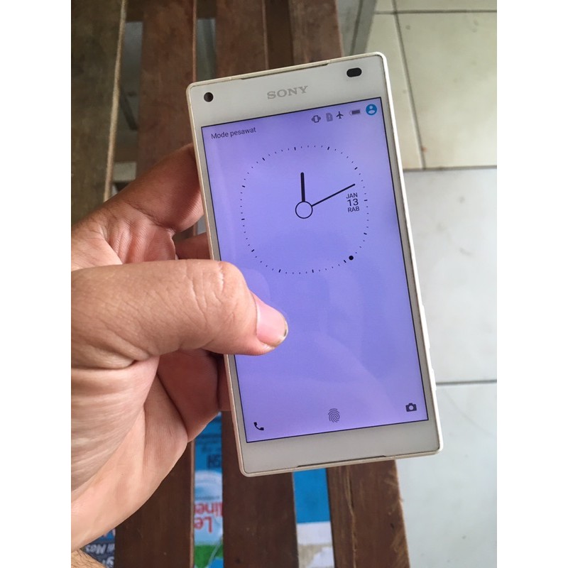 sony Xperia z5 Compact minus