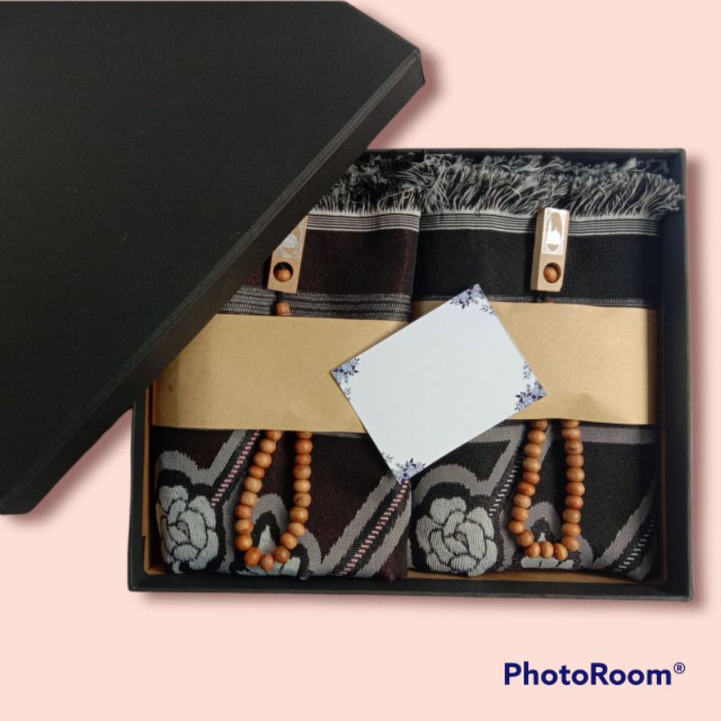 SAJADAH PERNIKAHAN COUPLE GIFH BOX PREMIUM MEWAH  HADIAH KADO PERNIKAHAN / KADO NIKAHAN/ HAMPERS WED
