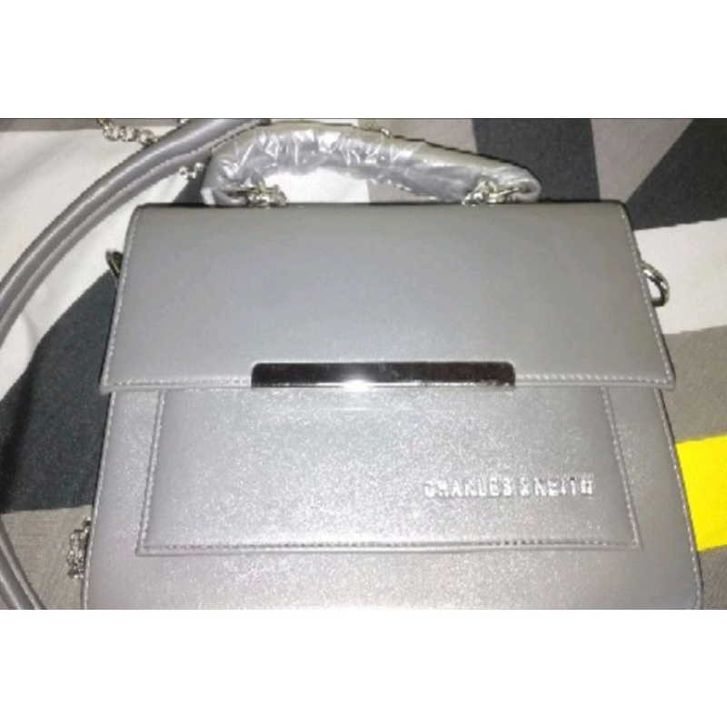 TAS CHARLES KEITH RANTAI/ Tas Pesta / Tas Murah