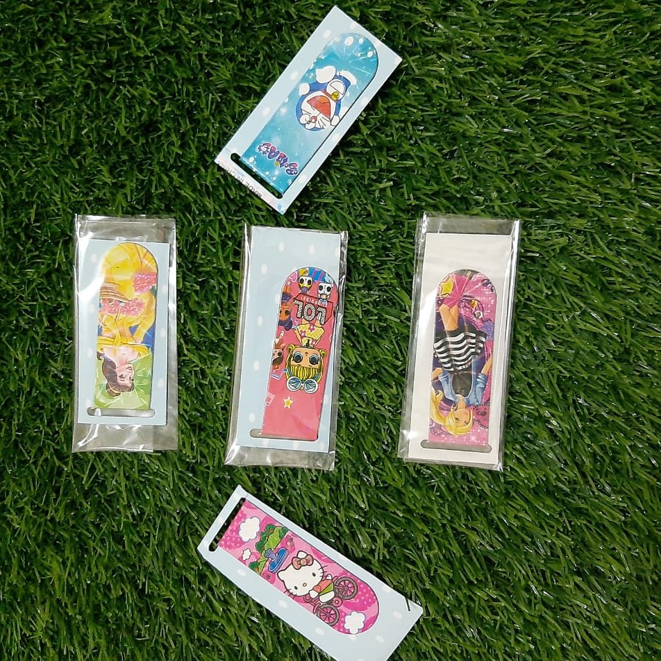 pembatas buku BTS / BT21 magnet 1pcs