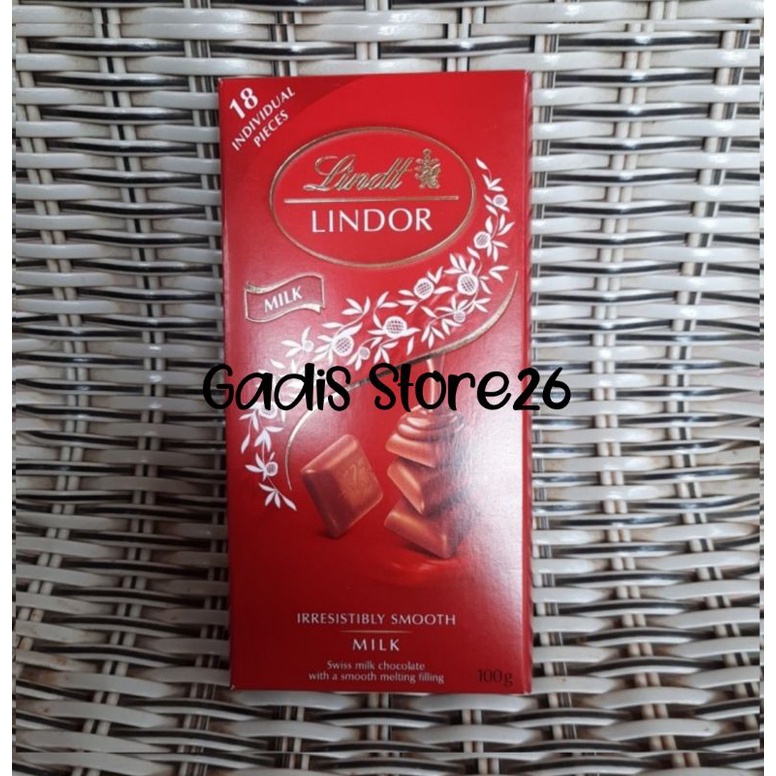 

Cokelat lindt lindor irresistibly smooth milk 100 gr