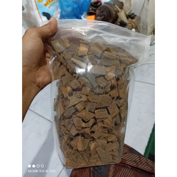 serpihan kayu gaharu 1kg