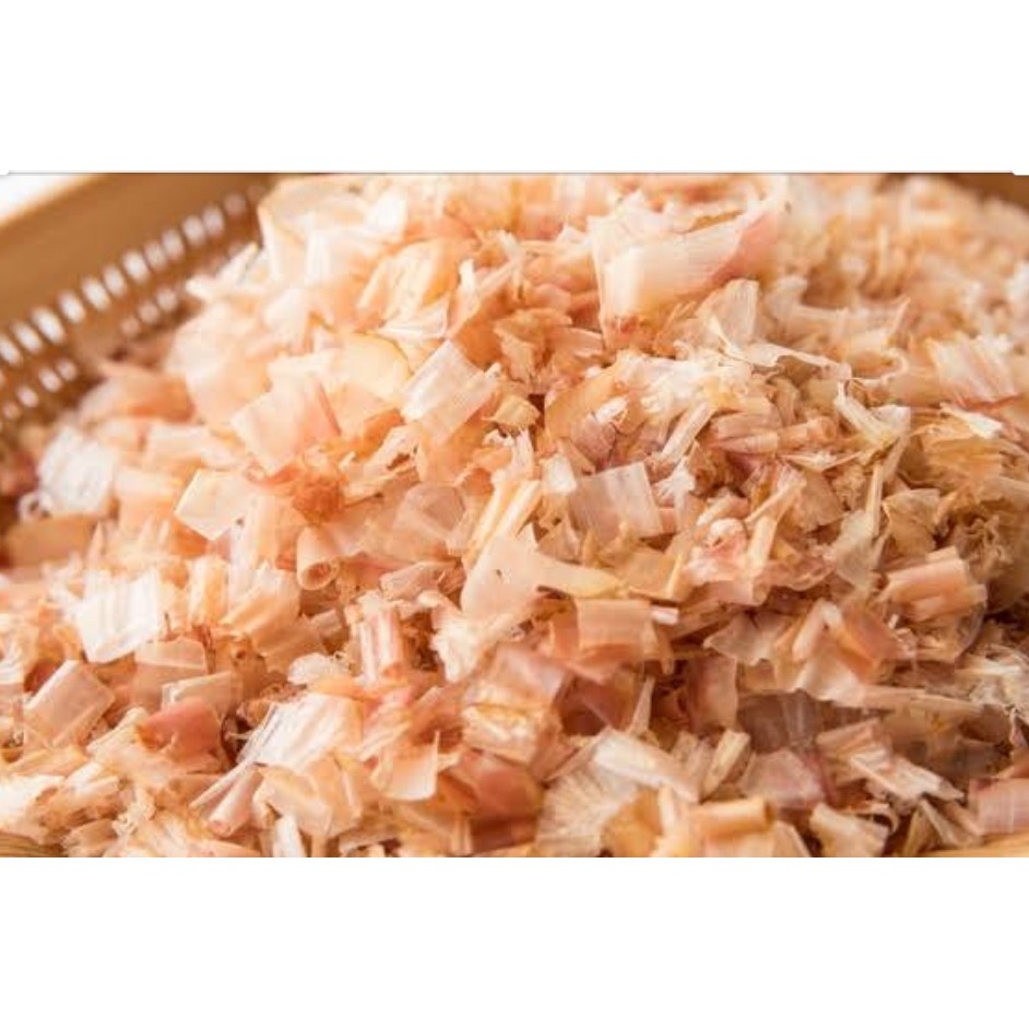 KATSUOBUSHI BONITO FLAKES 100GRAM (DASHI, TAKOYAKI, OKONOMIYAKI)