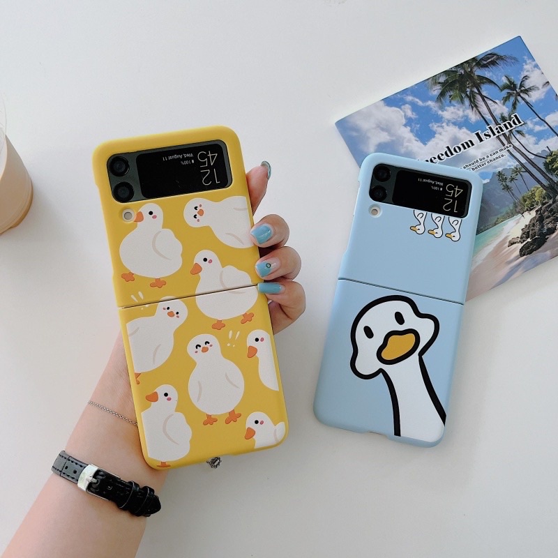 Samsung Galaxy Z Flip 3 / 4 / 5 / 6 Flip Case Cover Pelindung Shockproof Motif Bebek Pokemon Warna Macaron Untuk
