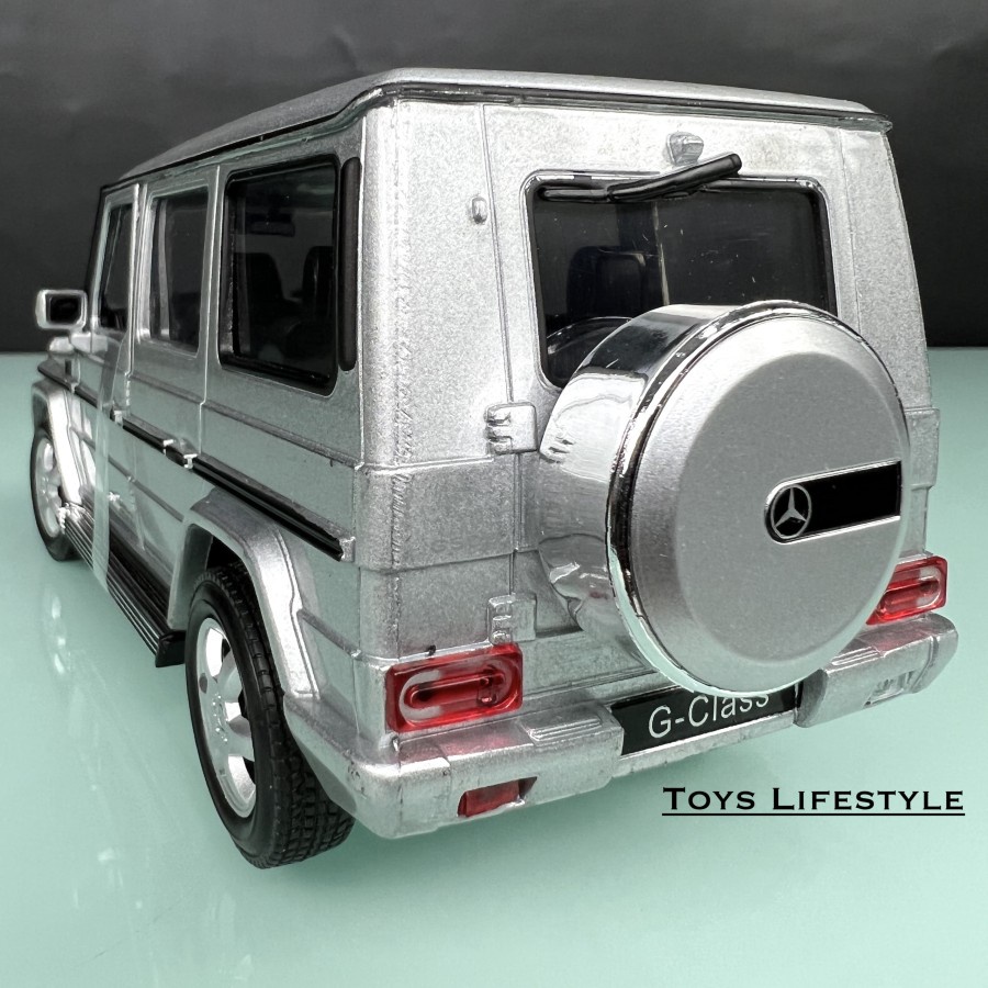 Welly Diecast - Mercedes Benz G Class Skala 1:24 (Silver)