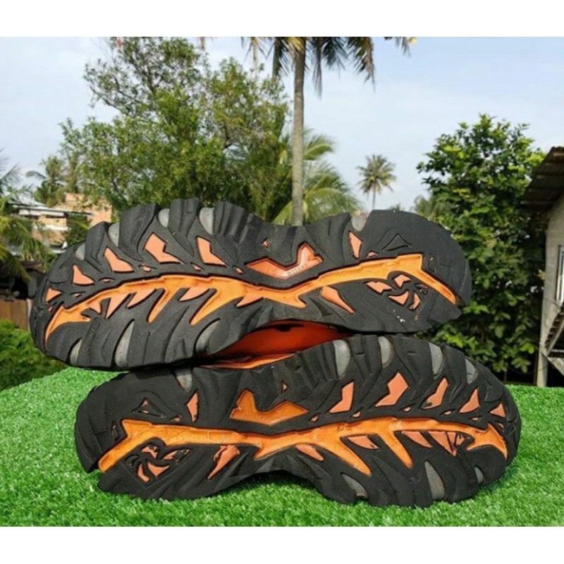 Sepatu gunung second MILLET