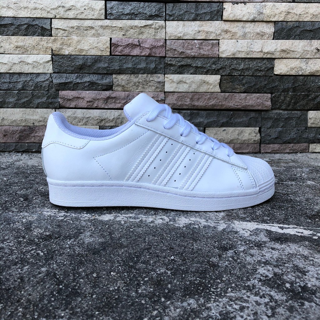 superstar foundation black