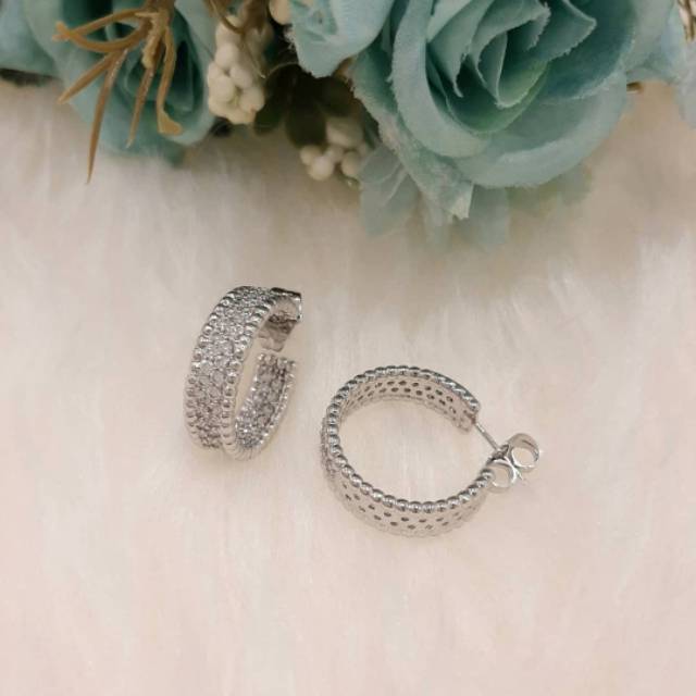 Giwang emas putih GWP008