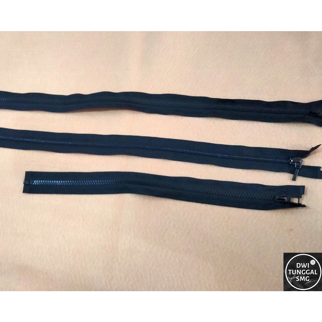 RESLETING JAKET 80CM / RIT JAKET GB (GIGI BESAR) LUSINAN 80CM (HITAM & PUTIH)