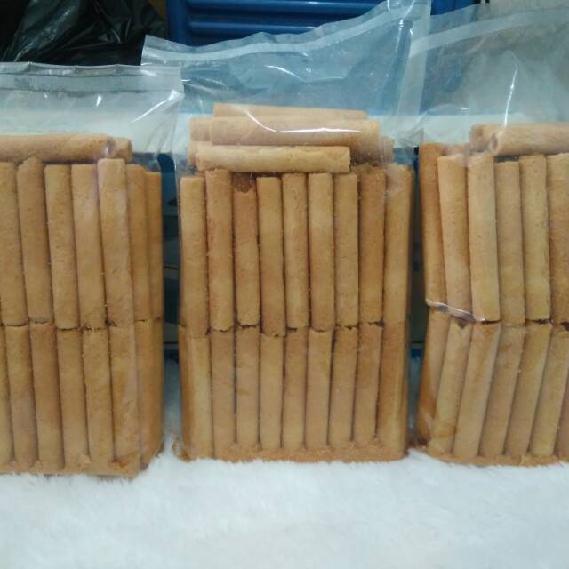 Egg roll Monde produksi Nissin, Ungaran, Semarang