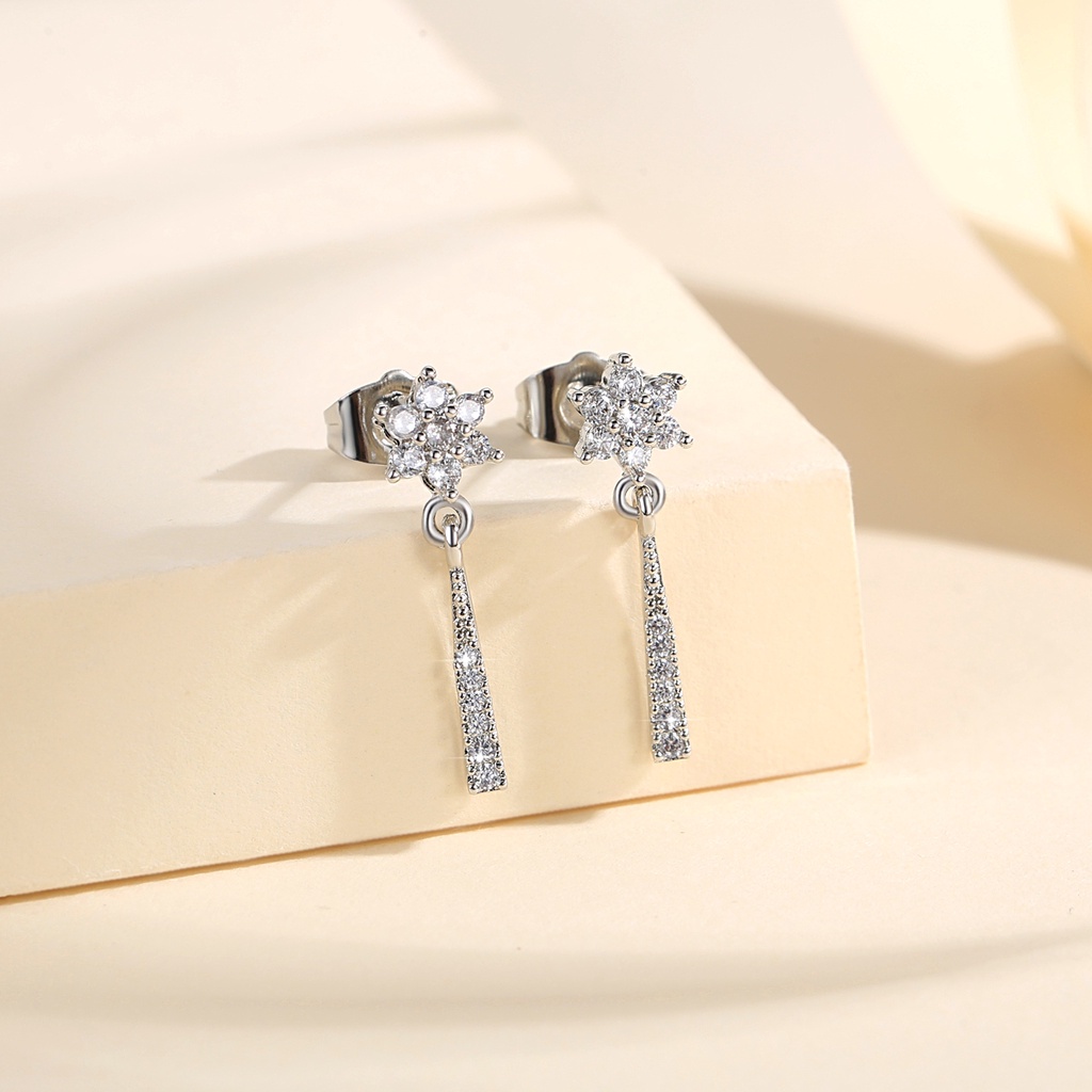 Y560 [COD✔]Korea Fashion Berlian Imitasi Bunga Drop Earrings Rumbai Panjang Anting Tahan Pudar