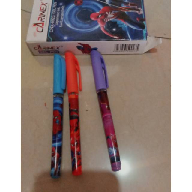 

Pulpen gambar spidermen.