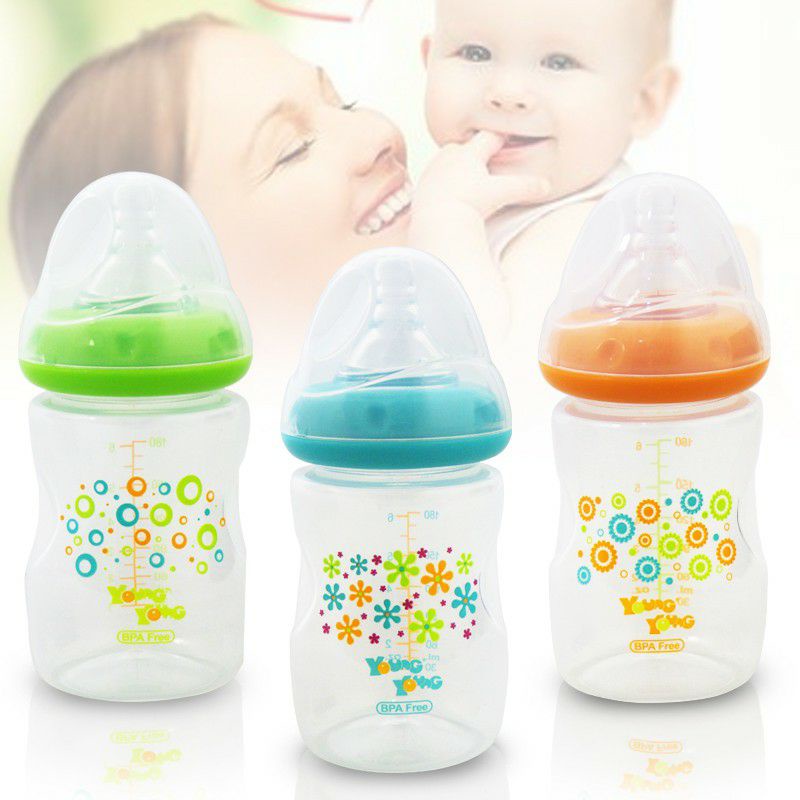 YOUNG YOUNG Botol Susu Wide Neck 240 ml Wide Neck Feeding Bottle Bebas Bahan Kimia IL-820