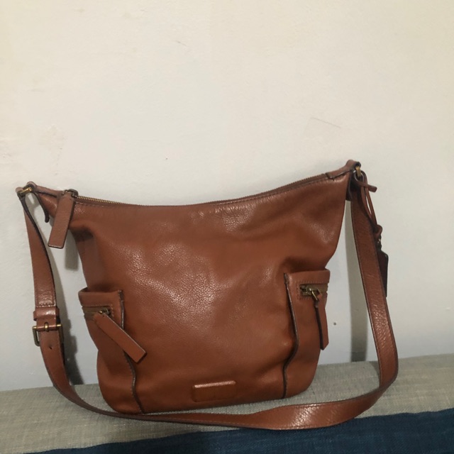preloved fossil emerson hobo