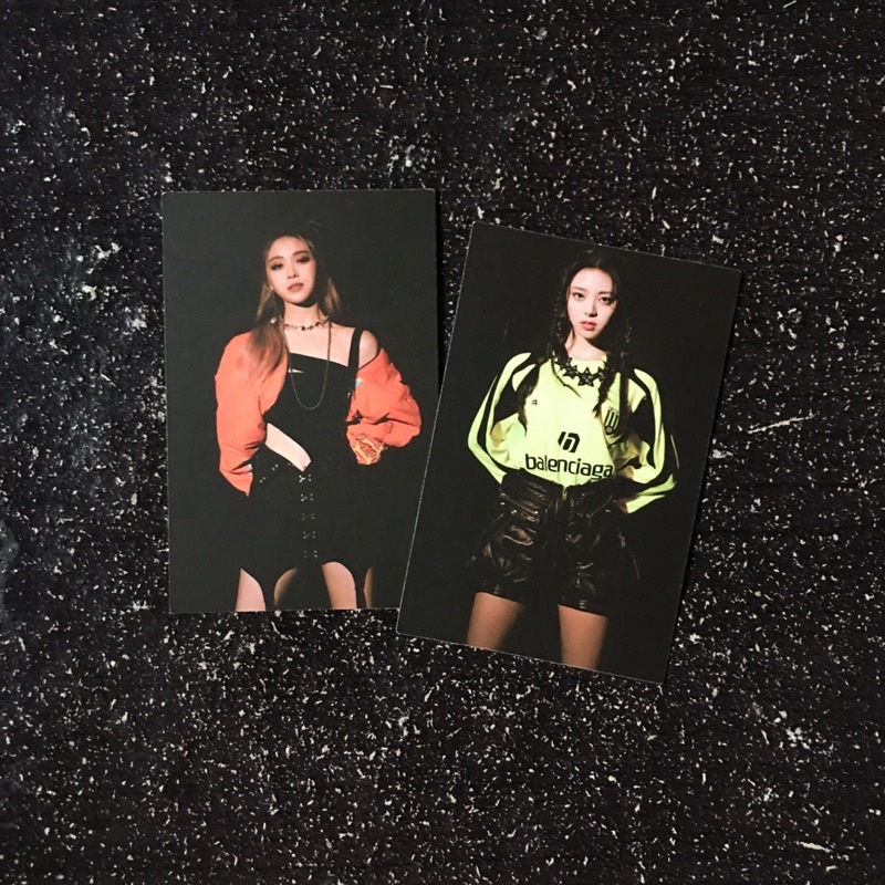 hidden card itzy guess who ryujin yuna official