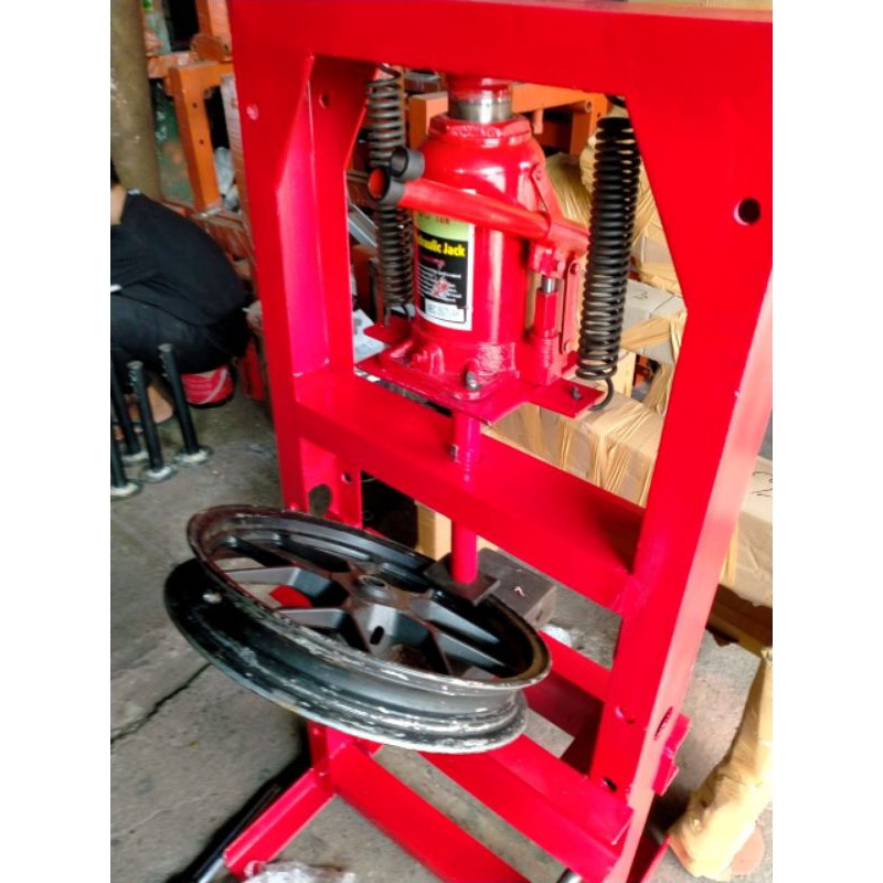 alat press pelek press As shockbreaker depan press T press segitiga press laker kruk As dan stang