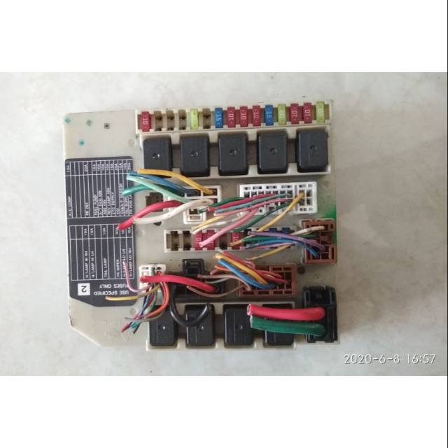 Ipdm box sekring nissan livina L10