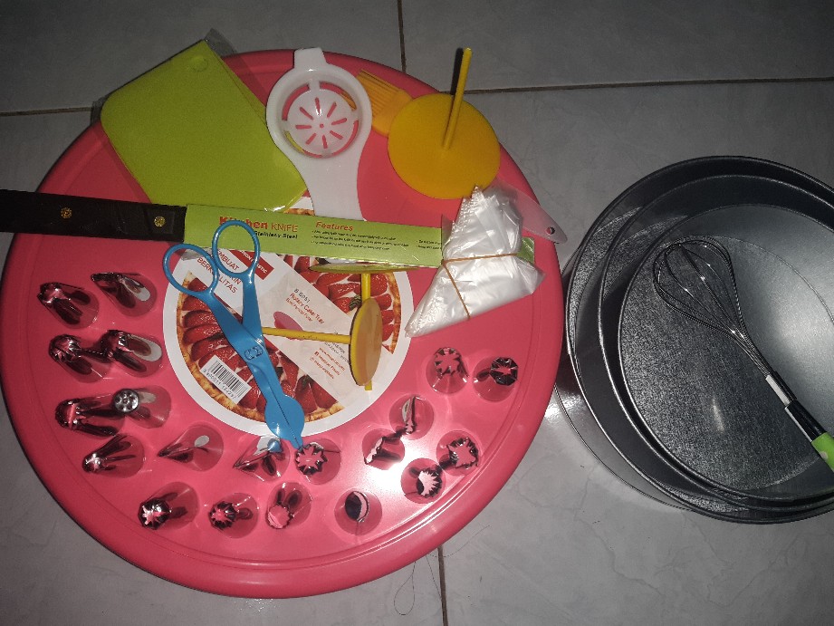 Set Dekorasi Kue Tart/set Peralatan Dekirasi Dengan Loyang Bulat Susun 3 Ukuran 18,20,22