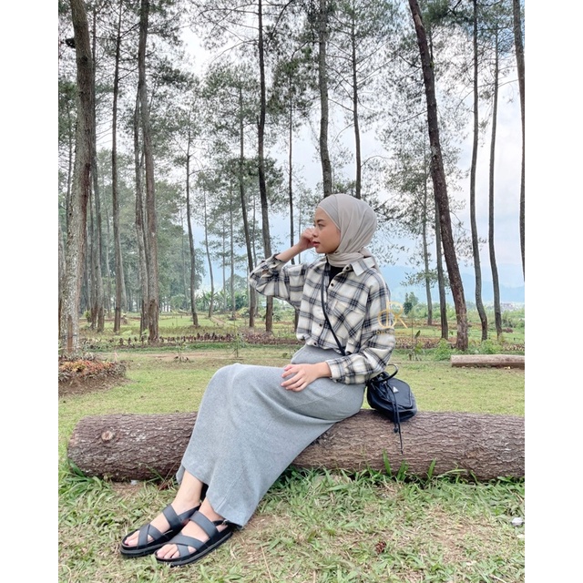 ANNA SHIRT / KEMEJA TARTAN WANITA-CREAMY BLACK