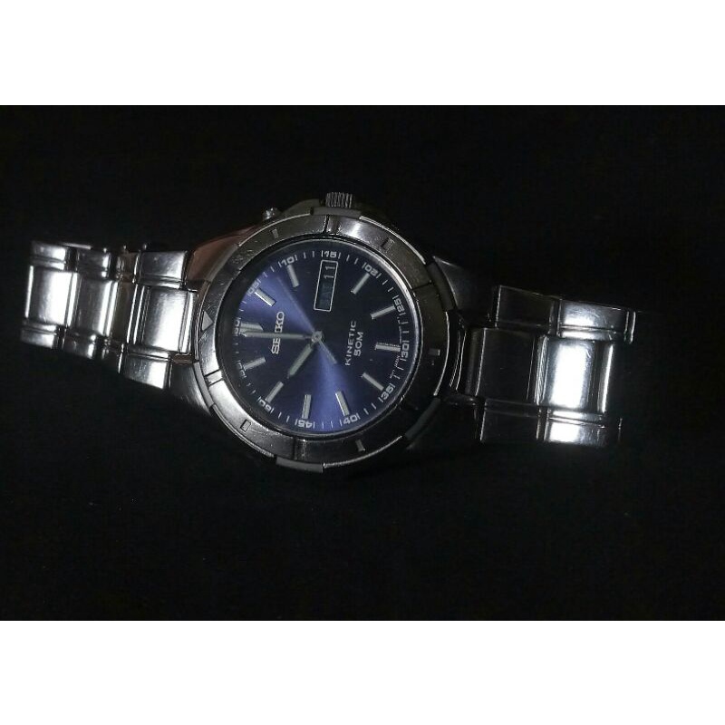 AUTHENTIC VINTAGE SEIKO KINETIC 5M63-0AE0 
