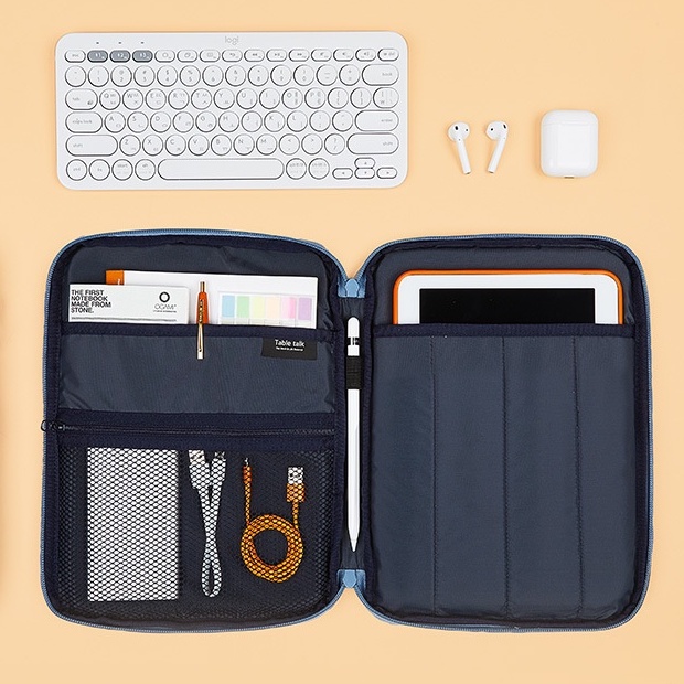 Sleeve Pouch Sarung Tas Bag Case Ipad Tab Tablet Macbook Air Pro Laptop Asus Acer Lenovo HP Huawei 11 12 13 14 15 inch Motif Gambar Karakter Anjing Polos Warna Hitam Biru Lucu Cute Murah Korean Model Banyak Slot Ruang Stationary