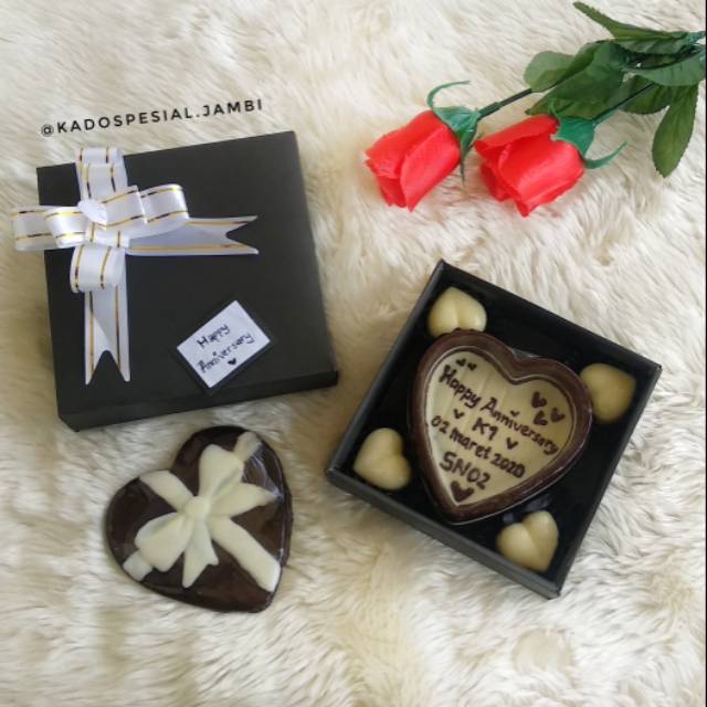 

Coklat huruf / Coklat Praline / Coklat Love Tutup