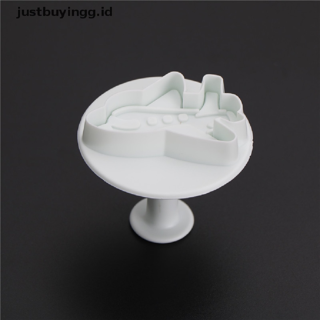 (Justbuyingg.Id) 4 Pcs Cetakan Kue / Fondant Model Pesawat / Kapal / Mobil Untuk Dekorasi Diy