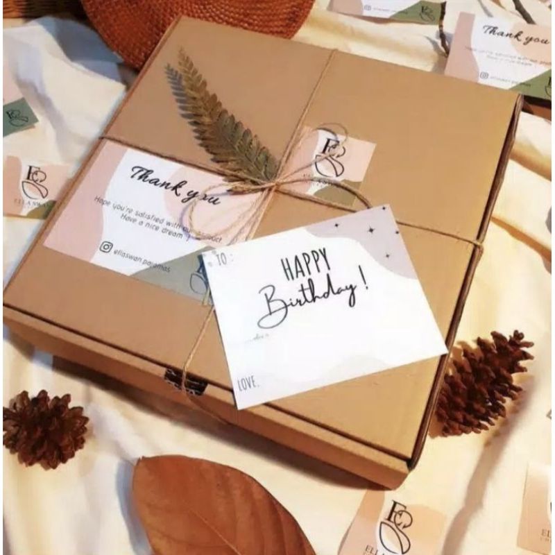 

BOX HAMPERS RUSTIC LENGKAP DENGAN HIASAN - KOTAK KADO